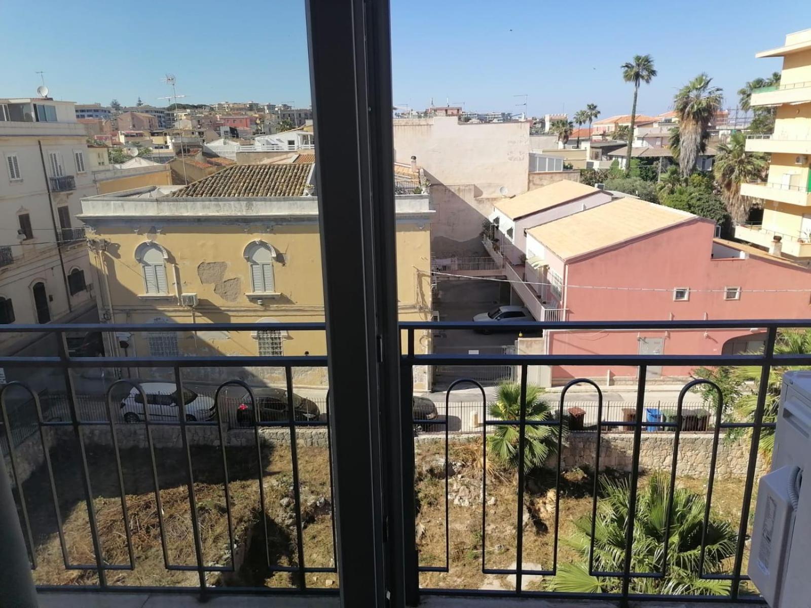 Sea View Apartment Сиракуза Екстериор снимка
