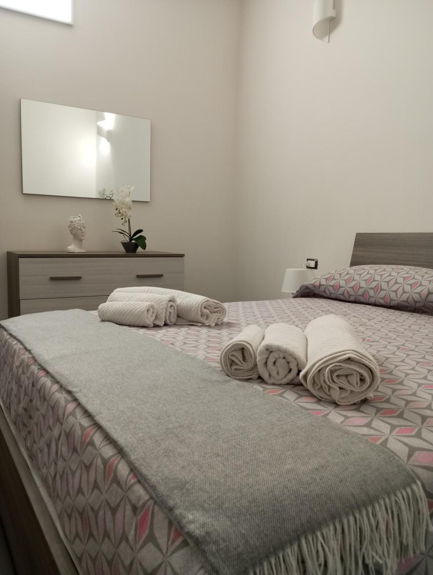 Sea View Apartment Сиракуза Екстериор снимка