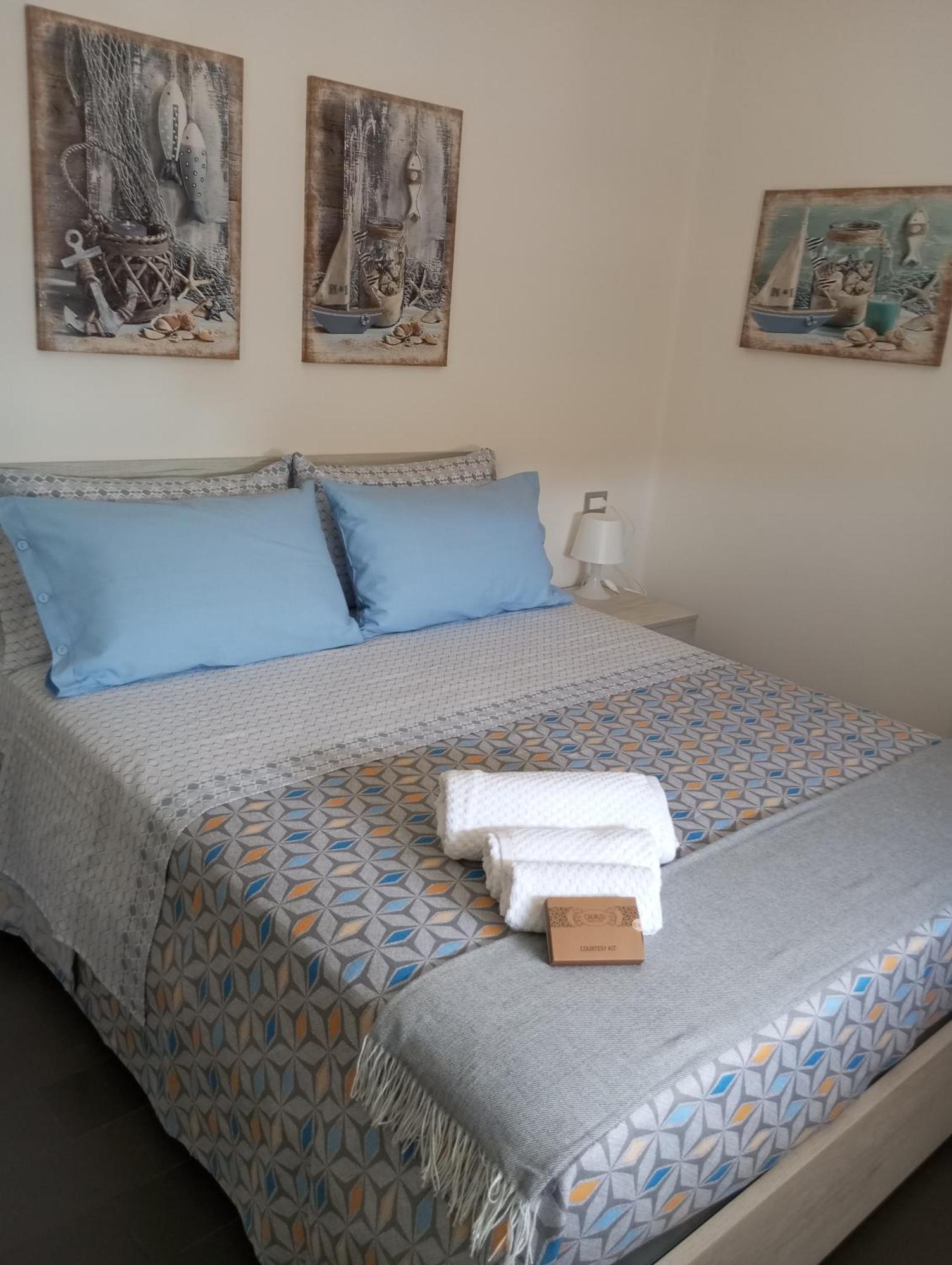 Sea View Apartment Сиракуза Екстериор снимка