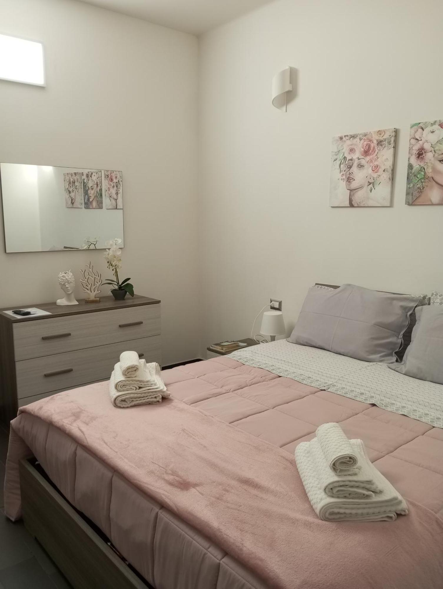 Sea View Apartment Сиракуза Екстериор снимка